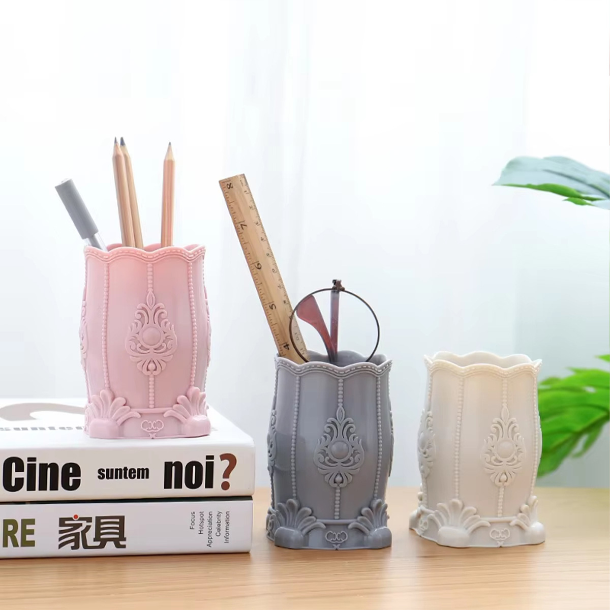 Creative Makeup Brush/Pen Hold - Home Office Jobs avis et prix