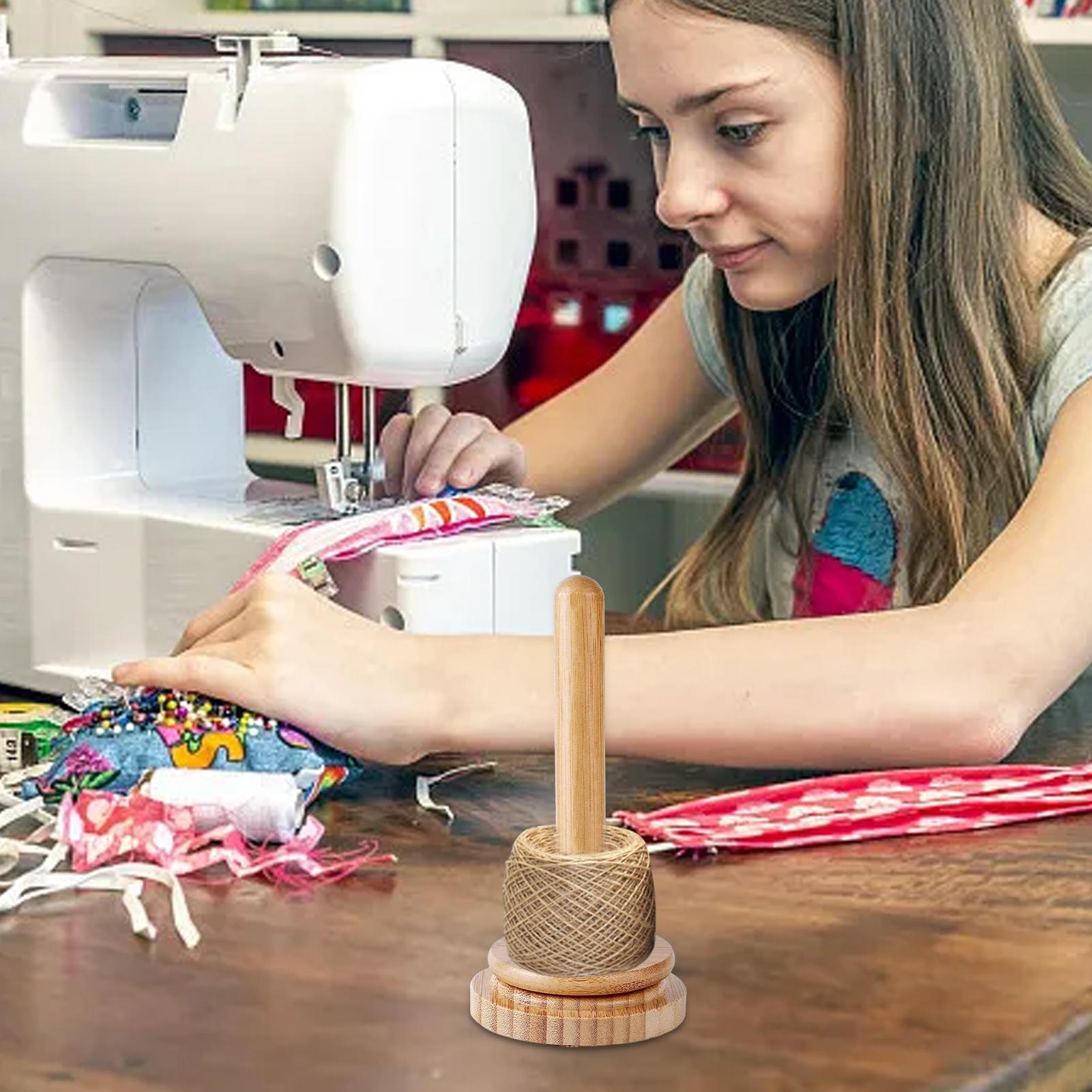 Knitting Yarn Holder Rotating  - Desktop Organizer Bamboo avis et prix
